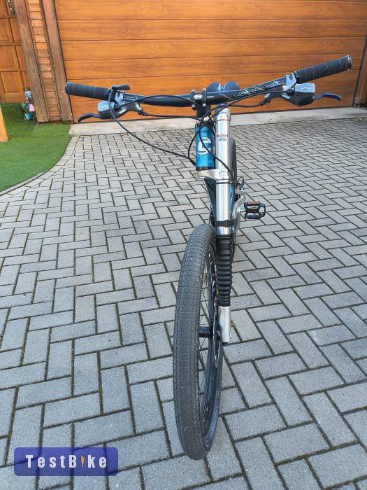 Cannondale jekyII 2000 profi minőségű hegyi kerékpár eladó, 