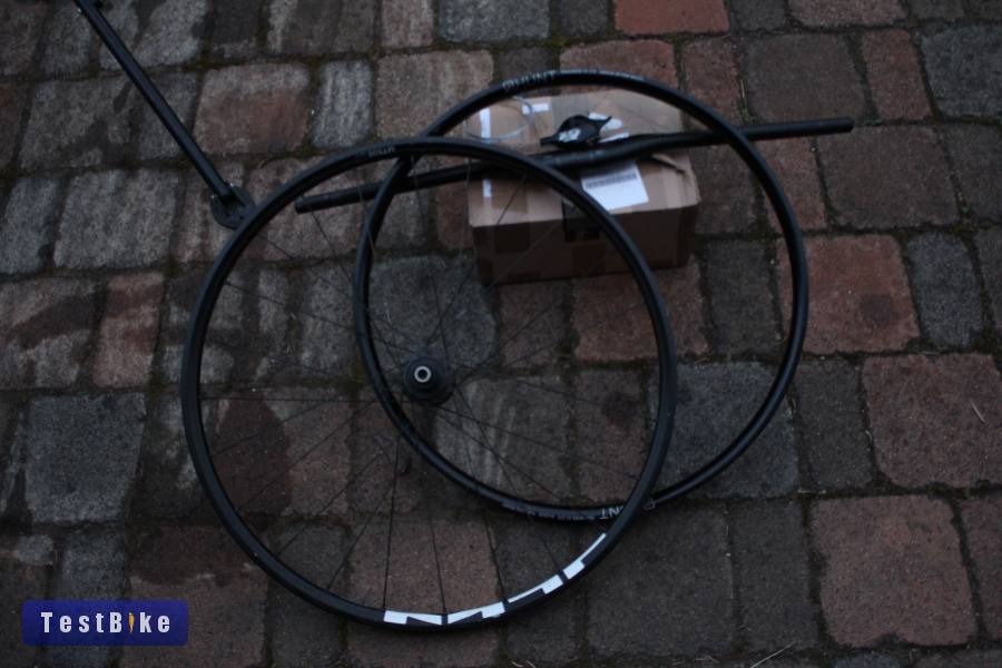 Cannondale jekyll 2 carbon