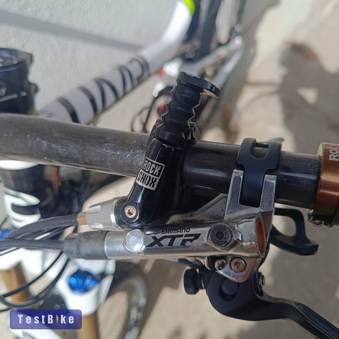 Cannondale Jekyll Carbon 1, Karbon kerekek, dyad felújítva