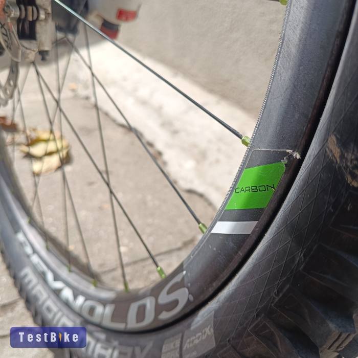 Cannondale Jekyll Carbon 1, Karbon kerekek, dyad felújítva