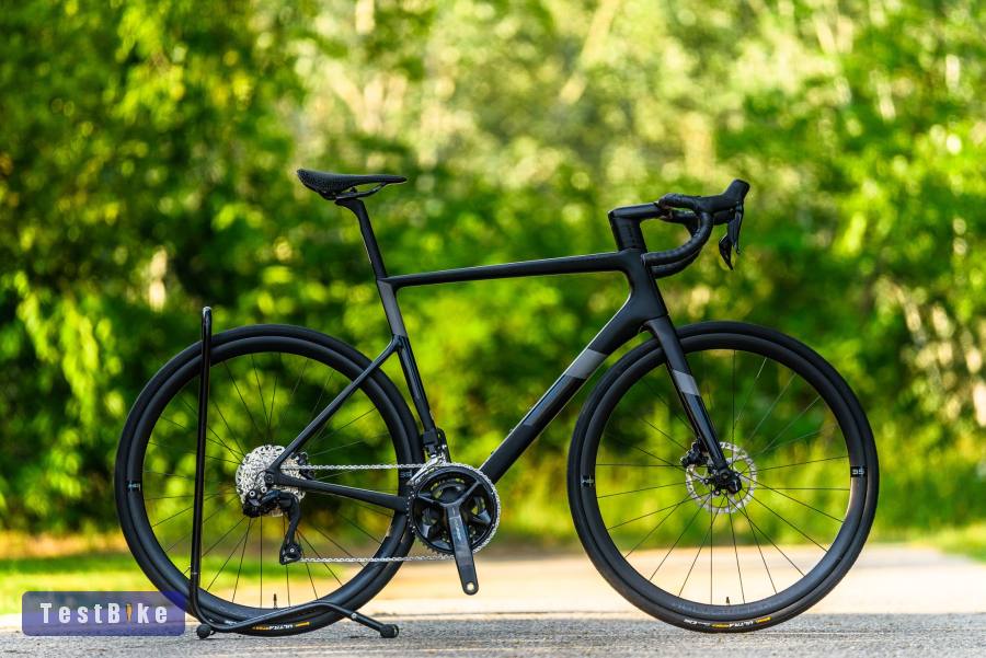 Cannondale SuperSix Evo 105 Di2 (56) full karbon országúti 