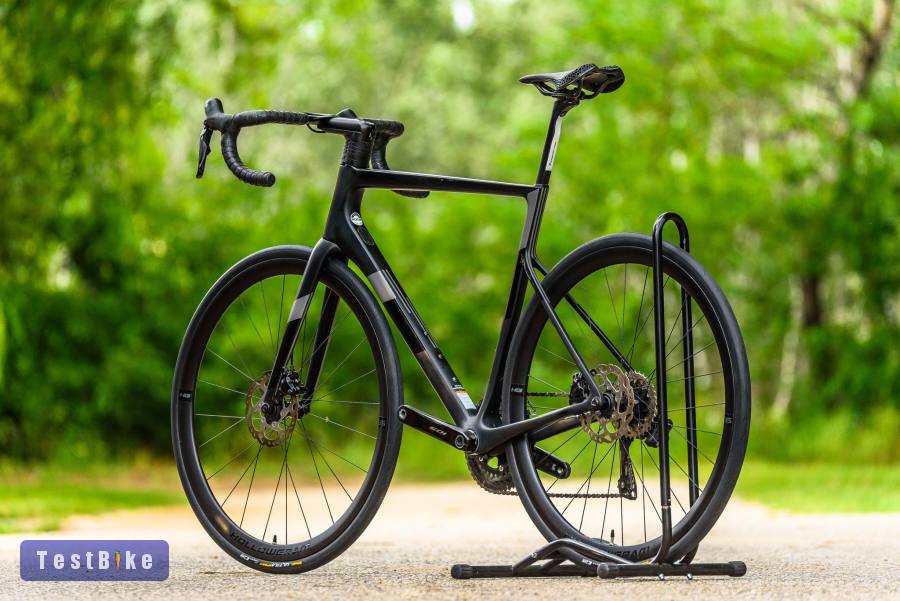 Cannondale SuperSix Evo 105 Di2 (56) full karbon országúti 