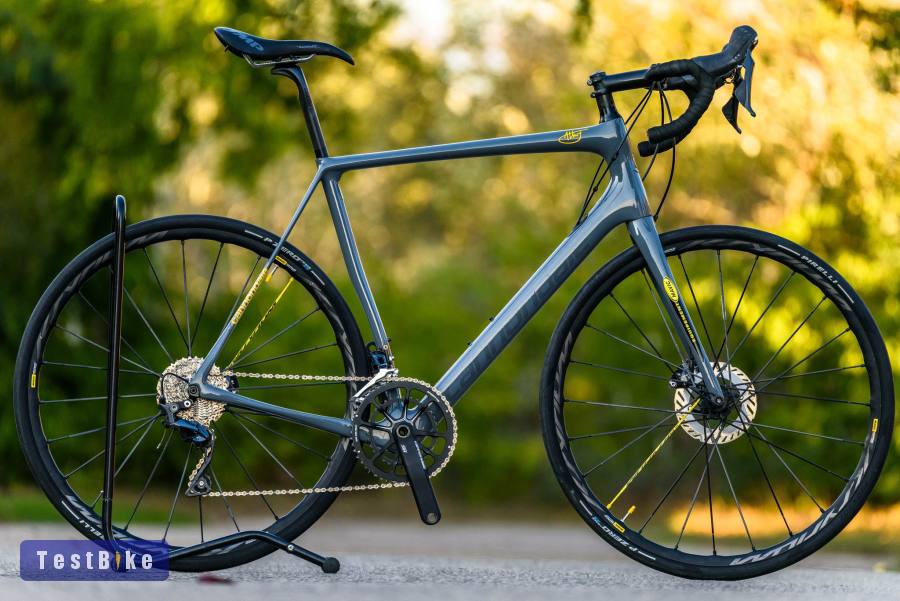 Cannondale Synapse Disc SE (58) karbon országúti kerékpár