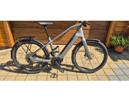 Canyon carbon városi e-bike