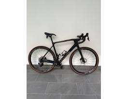 Canyon Grail karbon gravel rival AXS