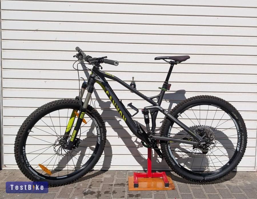 Canyon Nerve AL 6.0 2015, 27.5" tubeless, váz "M", 11.5kg