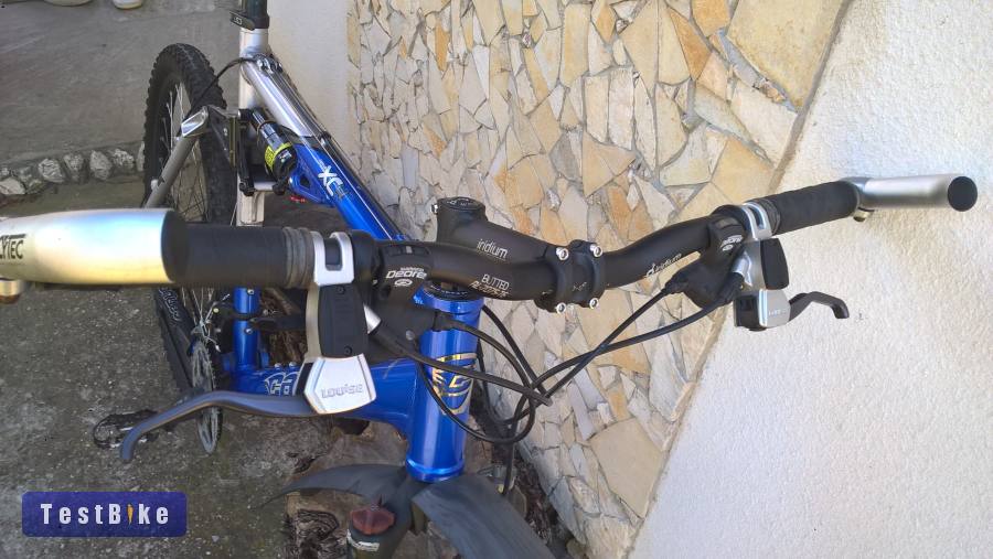 Canyon Nerve XC4 össztelós  26"