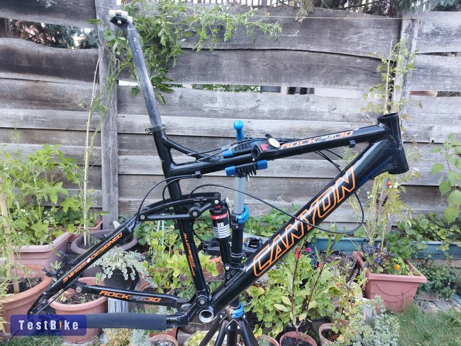 Canyon Rock FS30 össztelós alu váz 26" kerékmérethez