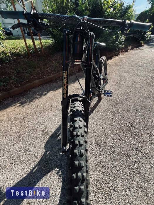 Canyon Sender 2020 CF karbon downhill kerékpár