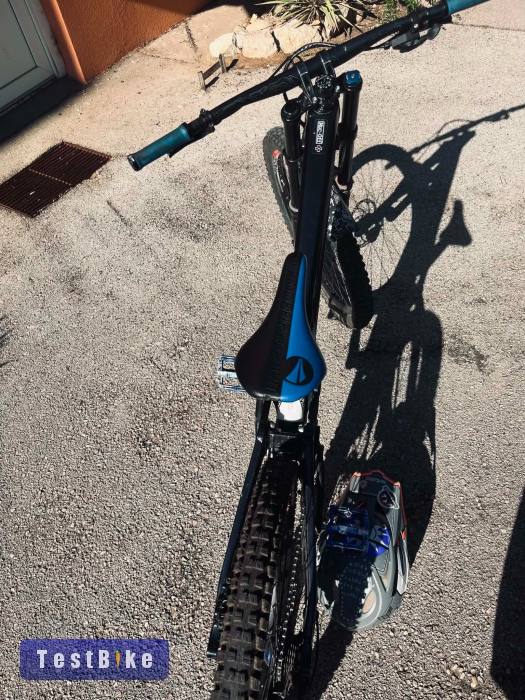 Canyon Sender 2020 CF karbon downhill kerékpár