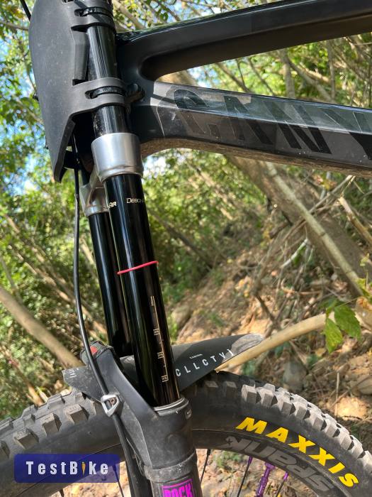 Canyon Sender CF8 