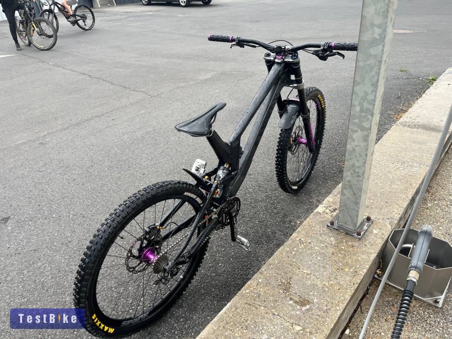 Canyon Sender CF8 