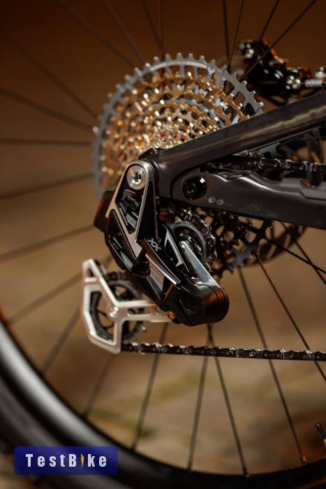 Canyon Spectral CF LTD kerékpár