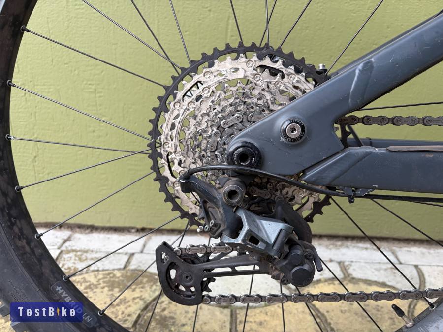 Canyon Spectral:ON CF8 M 3.075km