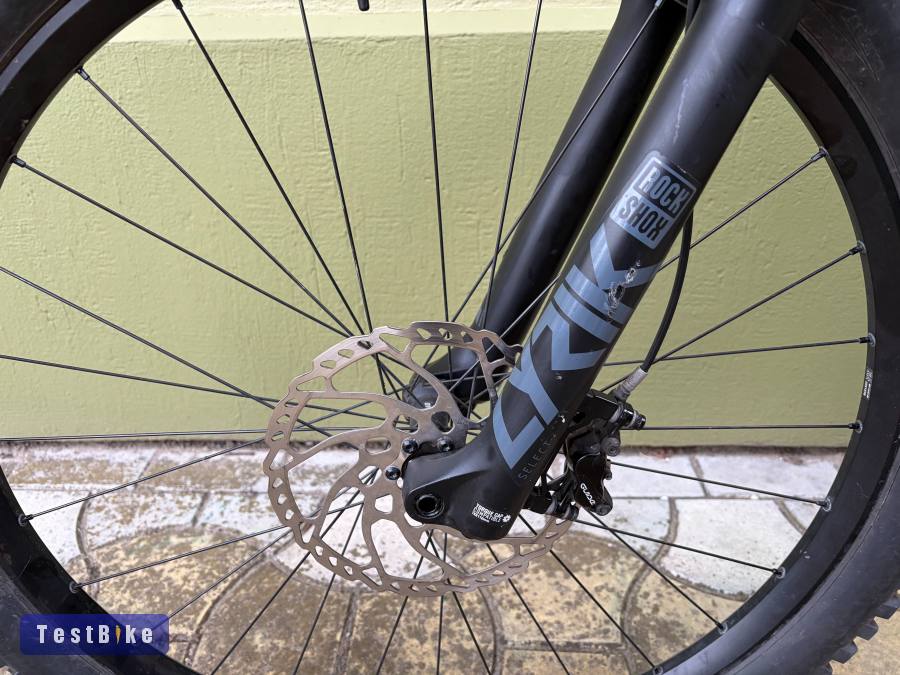 Canyon Spectral:ON CF8 M 3.075km