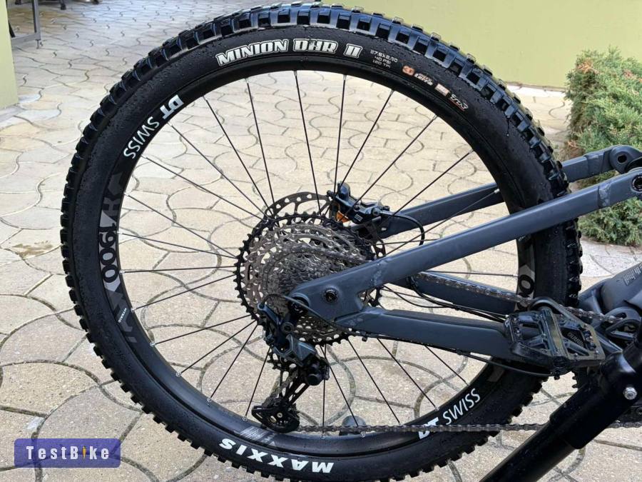 Canyon Spectral:ON CF9 M Új 170km