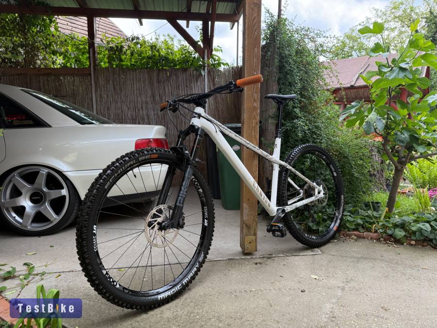 Canyon Stoic 4 XL MTB 29”