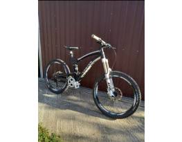 Canyon Strive es
