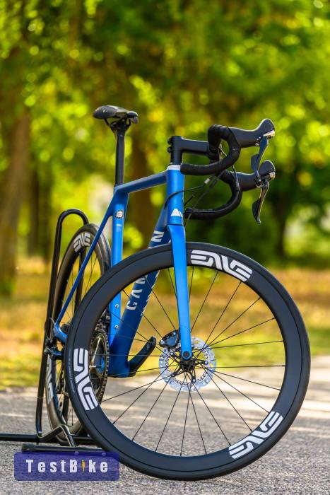 Canyon Ultimate CF SL (L) full karbon országúti kerékpár