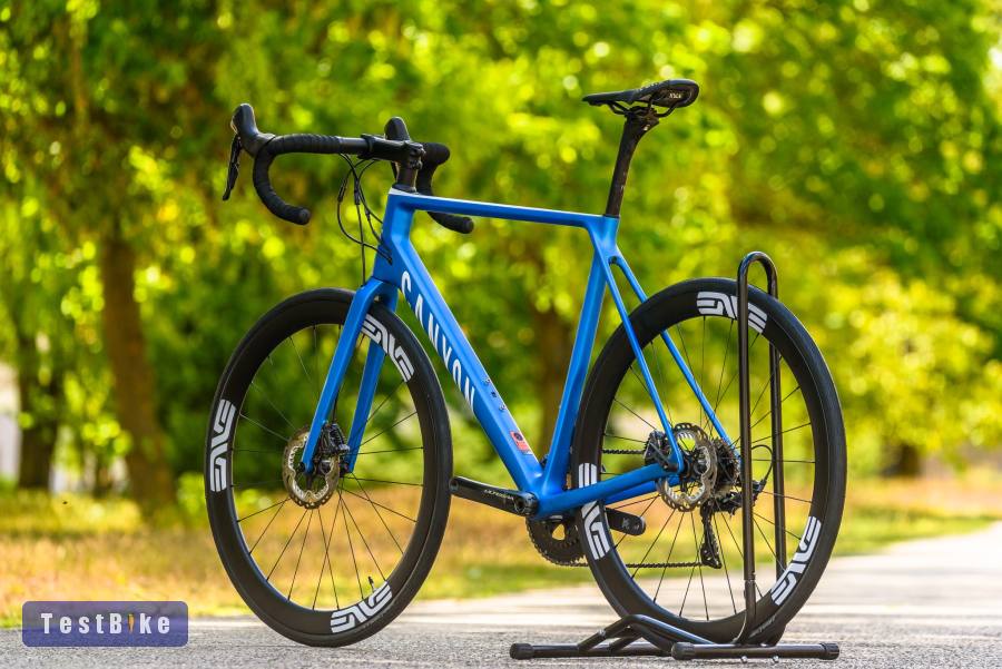 Canyon Ultimate CF SL (L) full karbon országúti kerékpár