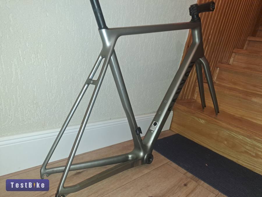 Canyon Ultimate CF SLX XL-es