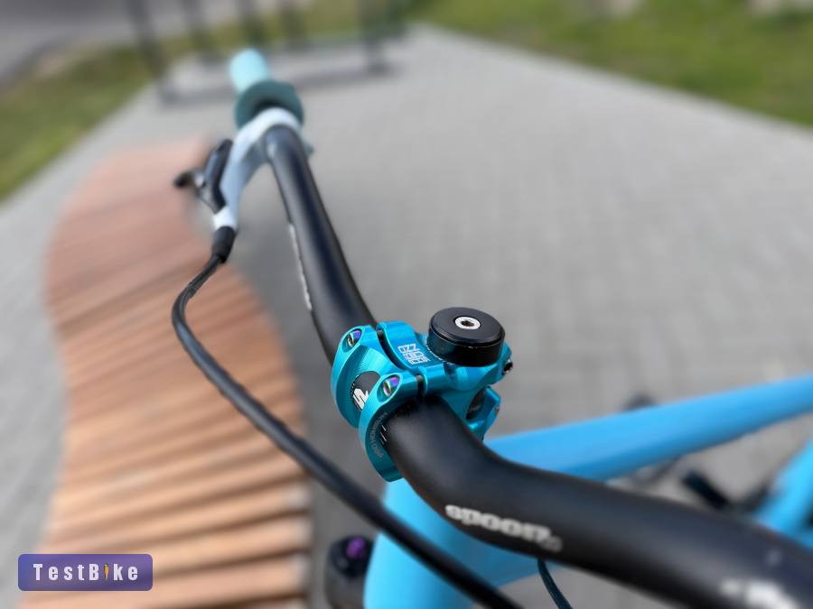 Canyon vázra épitett dirt / street / pump bringa