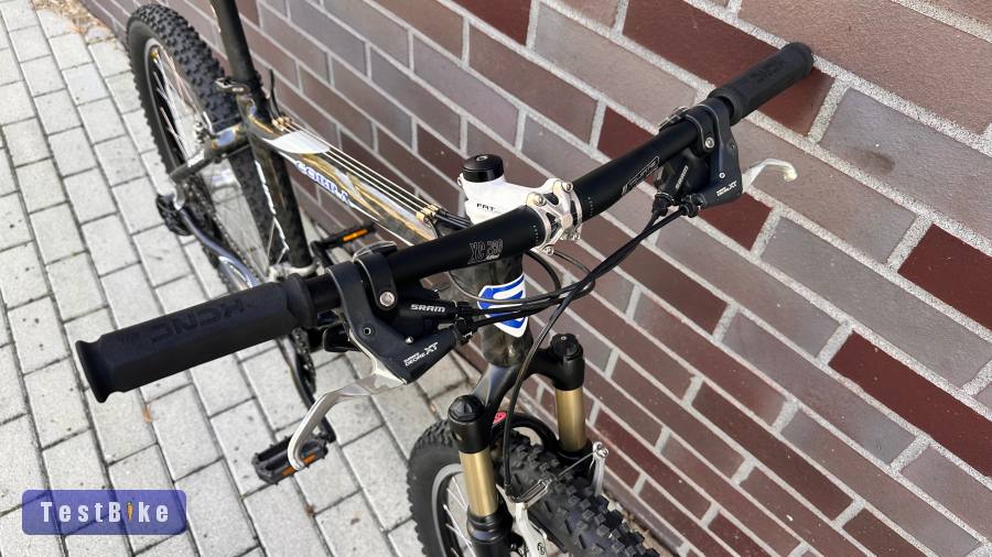 Carbon karbon mtb kerékpár bicikli mountain bike