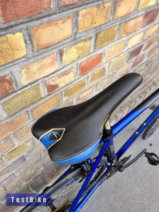 Carrera Karkinos országúti kerékpár 54 cm (173-183 cm)