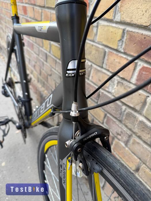 Carrera TDF országúti kerékpár 54 cm (173-183 cm)