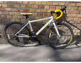 Carrera Zelos junior országúti kerékpár 41 cm (135-145 cm)