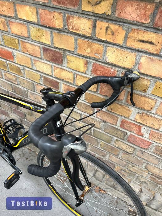 Carrera Zelos országúti kerékpár 51 cm (165-175 cm)