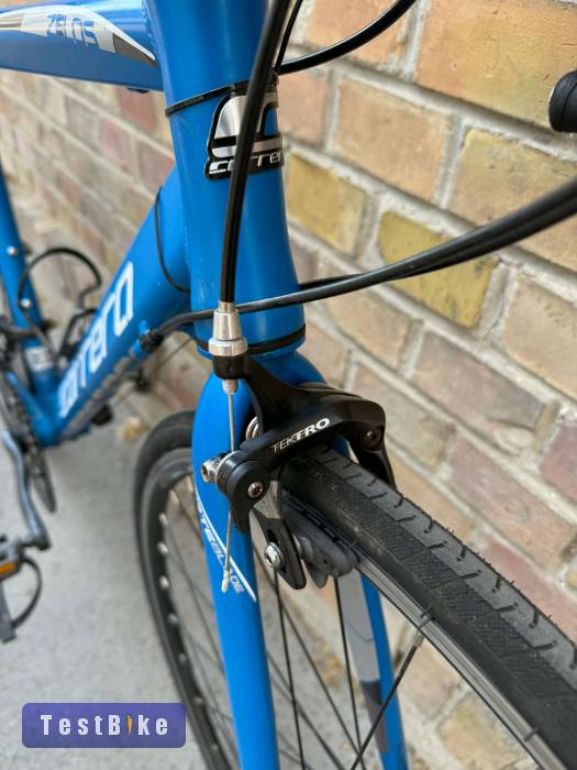 Carrera Zelos országúti kerékpár 51 cm (165-175 cm)