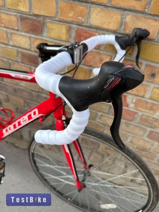 Carrera Zelos országúti kerékpár 54 cm (173-183 cm)