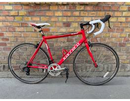 Carrera Zelos országúti kerékpár 54 cm (173-183 cm)