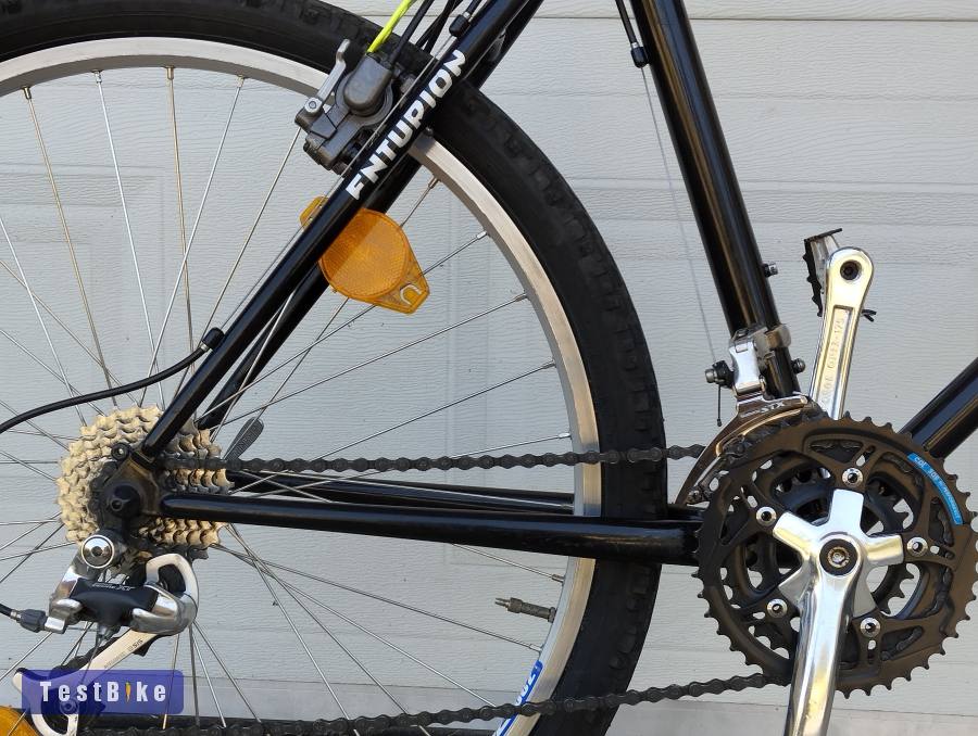 Centurion Rocky Racoon ( Merida )keveset használt. Deore XT