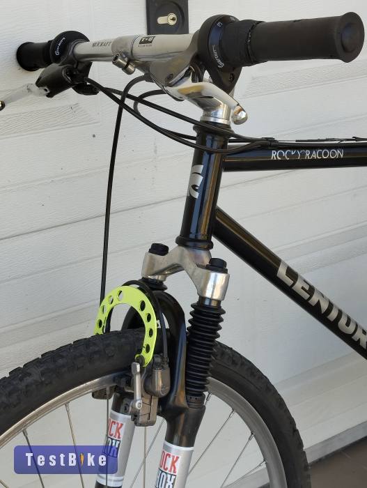 Centurion Rocky Racoon ( Merida )keveset használt. Deore XT