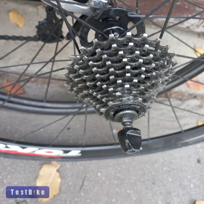 Cervelo P2 triatlon +Token T50 karbon szingó szett