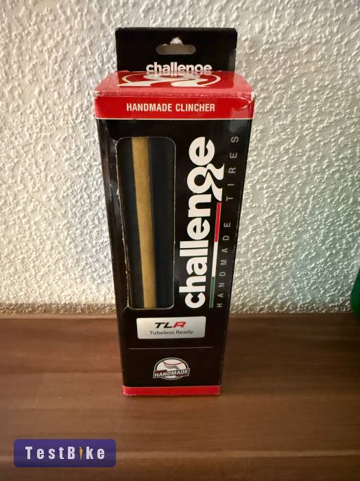 Challenge strada pro 700x25