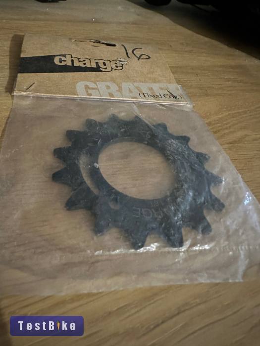 Új Charge grater cog(16T)