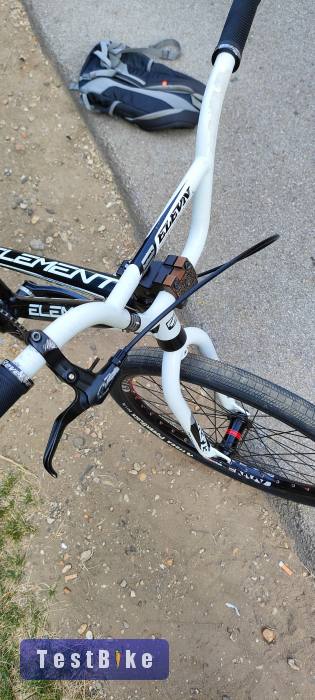 Chase Element 24 pumpa bike