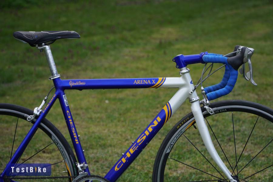 Chesini Arena X országúti bringa                            