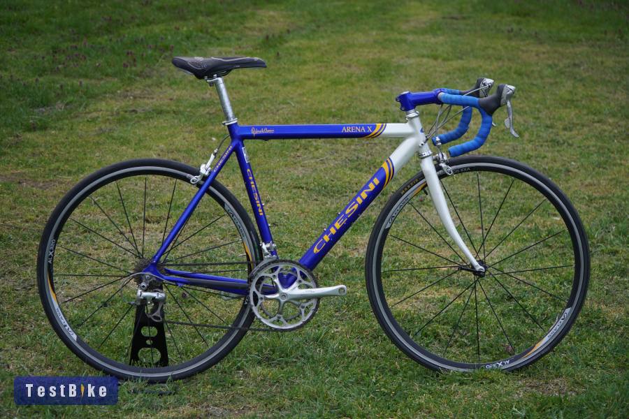 Chesini Arena X országúti bringa                            