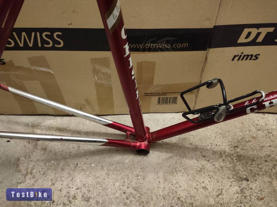 Chesini országúti vázszett 