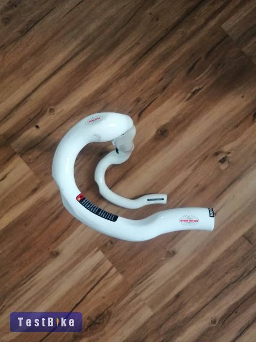 Cinelli Neomorhpe 38 cm karbon kormány