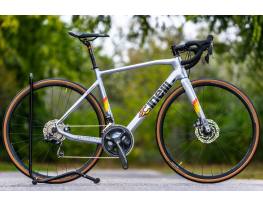 Cinelli Superstar Ultegra Di2 (M) karbon országúti kerékpár