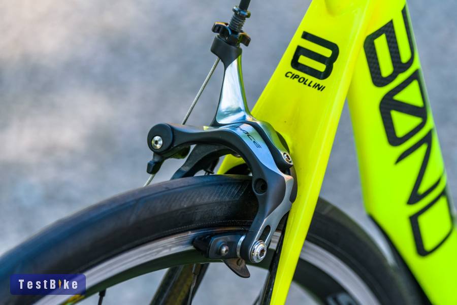 Cipollini Bond (XL) karbon országúti kerékpár