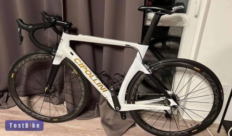 Cipollini NK1K CARBON AERO Országúti kerèkpár ULTEGRA Di2-ve
