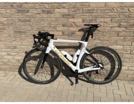 Cipollini NK1K CARBON AERO Országúti kerèkpár ULTEGRA Di2-ve
