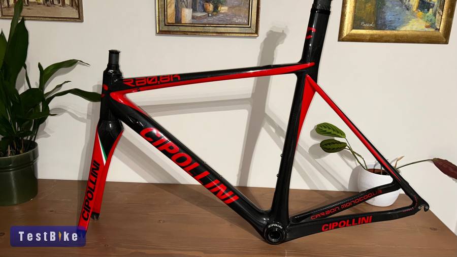 Cipollini RB800 RB0,8K országúti karbon váz