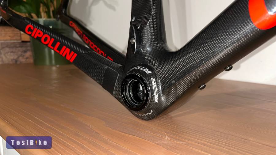 Cipollini RB800 RB0,8K országúti karbon váz